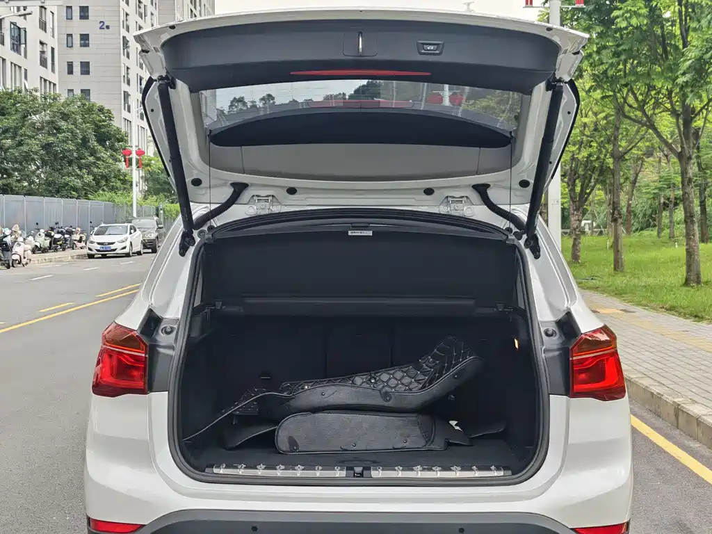 BMW X1 2019 sDrive18Li Fashion Model купить на сайте DeffCars