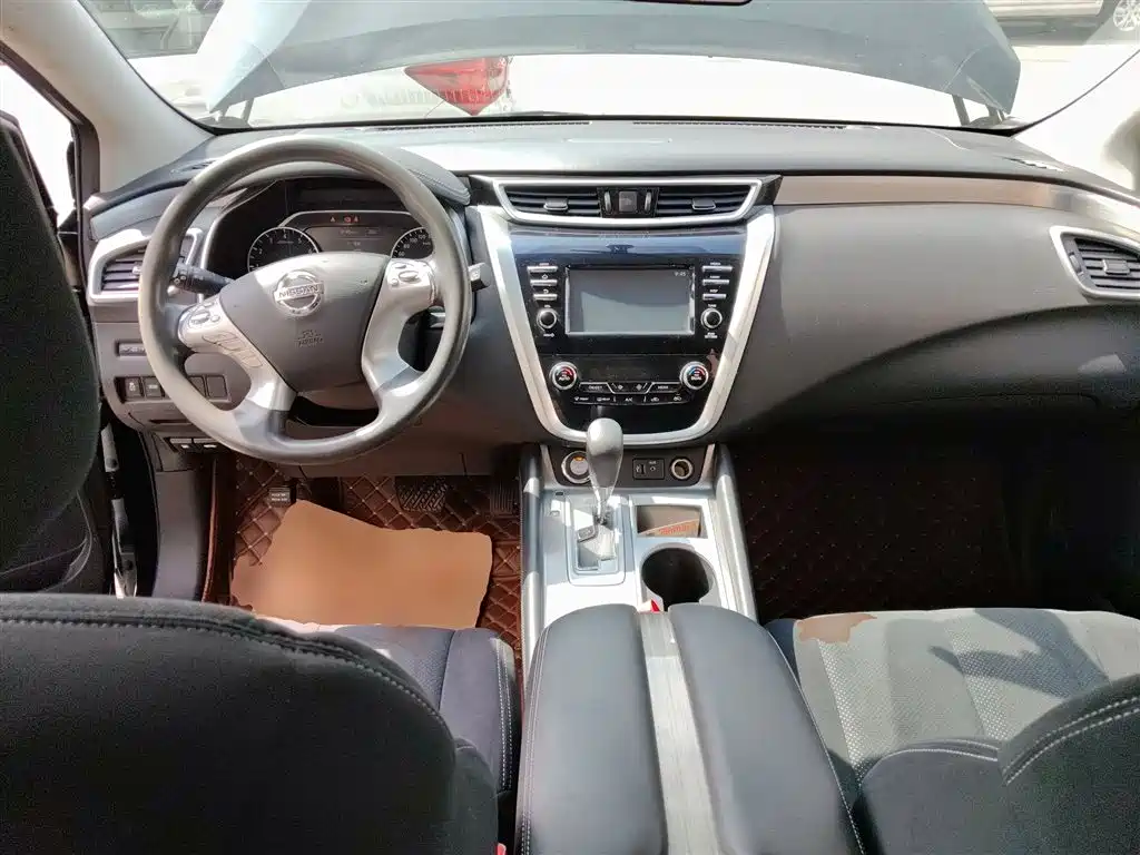 Loulan 2019 2.5L XE 2WD Elite Edition National VI купить на сайте DeffCars
