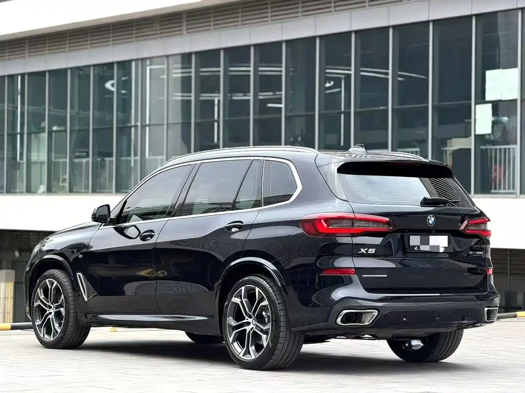 BMW X5 2022 xDrive 40Li Exclusive M Sports Package купить на сайте DeffCars