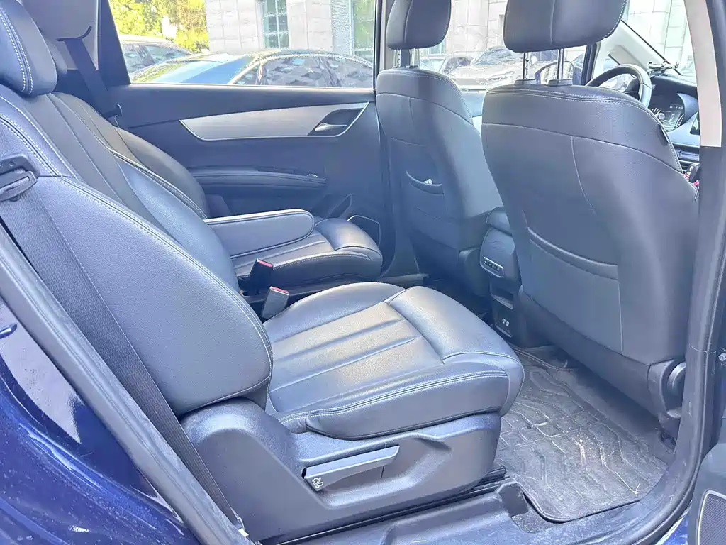 Song max 2021 Upgraded 1.5T Automatic Luxury 6 Seater купить на сайте DeffCars
