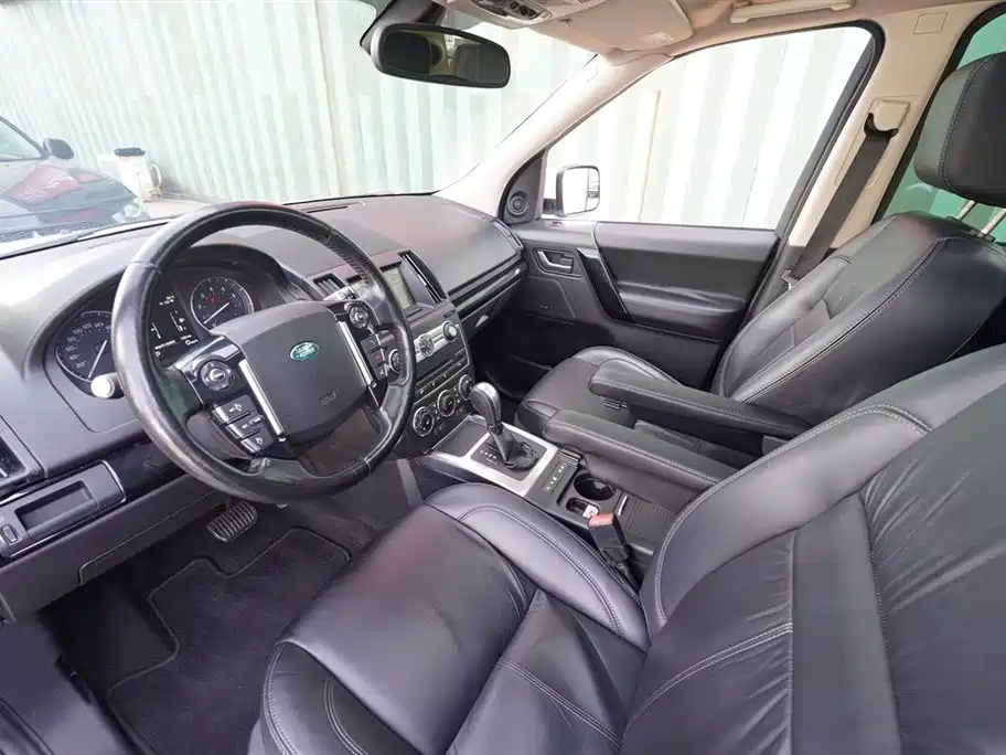 Freelander 2 2014 2.0T Si4 SE gasoline version купить на сайте DeffCars