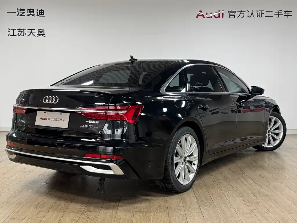 Audi A6L 2023 45 TFSI Premium Dynamic Model купить на сайте DeffCars