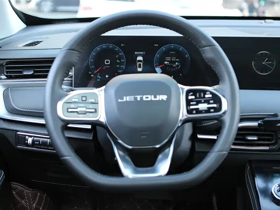 Jietu X70 PLUS 2021 model 1.6T DCT 7 seats купить на сайте DeffCars