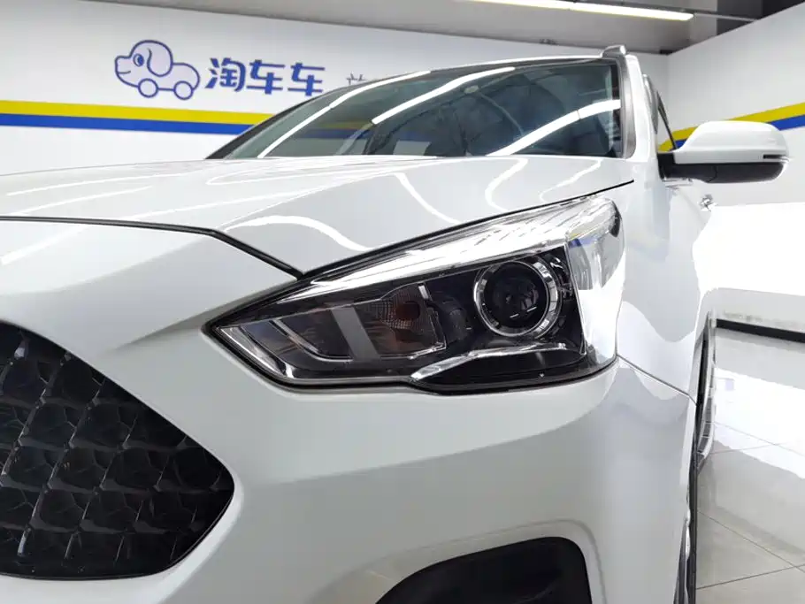 Haval M6 2019 1.5T DCT two-wheel drive elite model National VI купить на сайте DeffCars