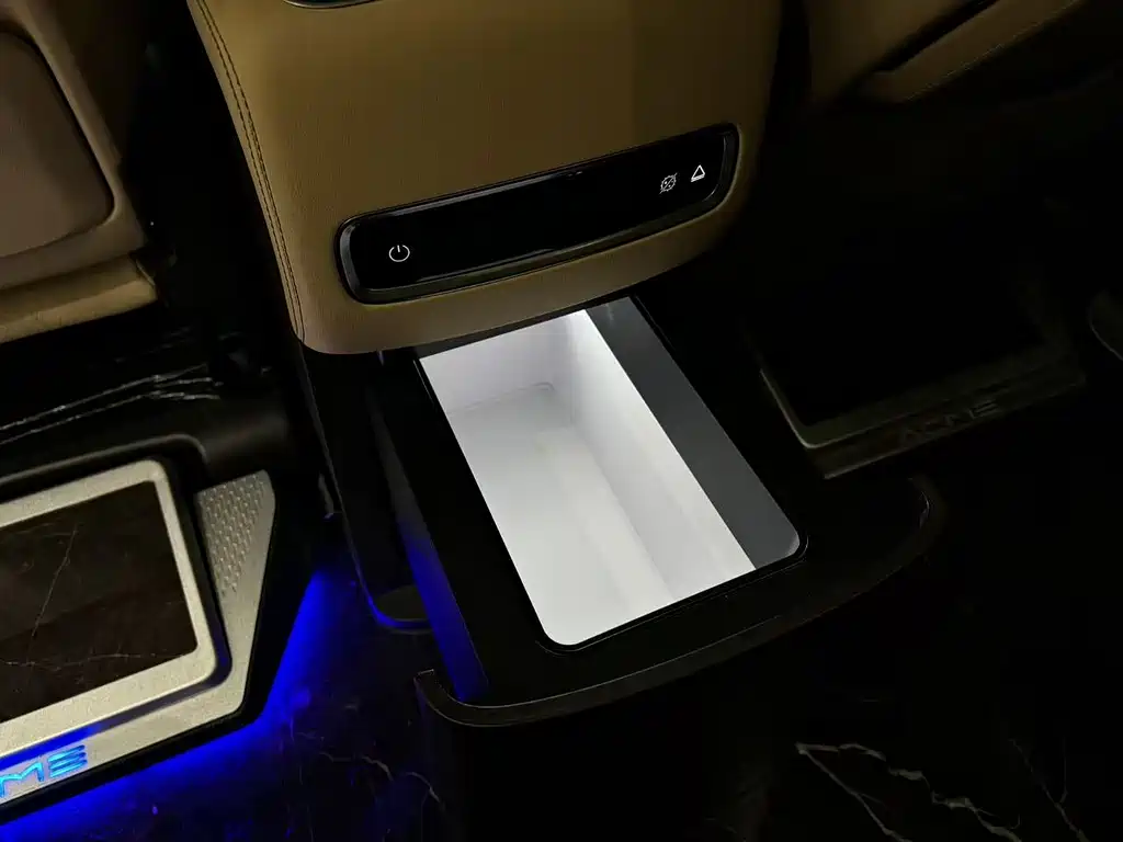 Denza D9 2024 DM-i 980 four-wheel drive flagship model купить на сайте DeffCars