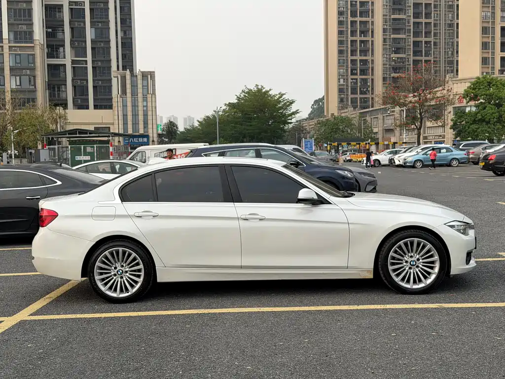 BMW 3 Series 2018 320Li xDrive Fashion купить на сайте DeffCars