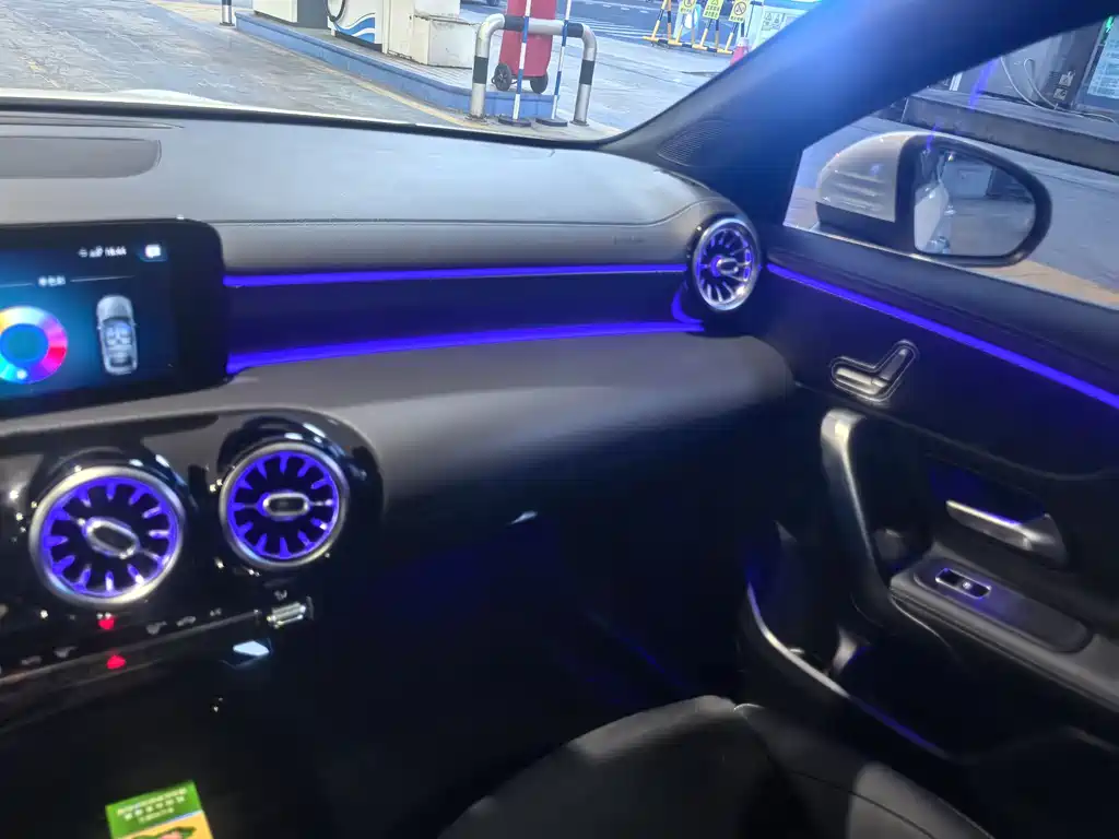 Mercedes-Benz A-Class 2021 A 200 L Sports Sedan Fashionable купить на сайте DeffCars