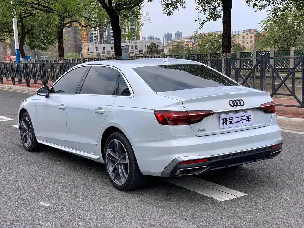 Audi A4L 2020 40 TFSI Fashionable and Dynamic купить на сайте DeffCars