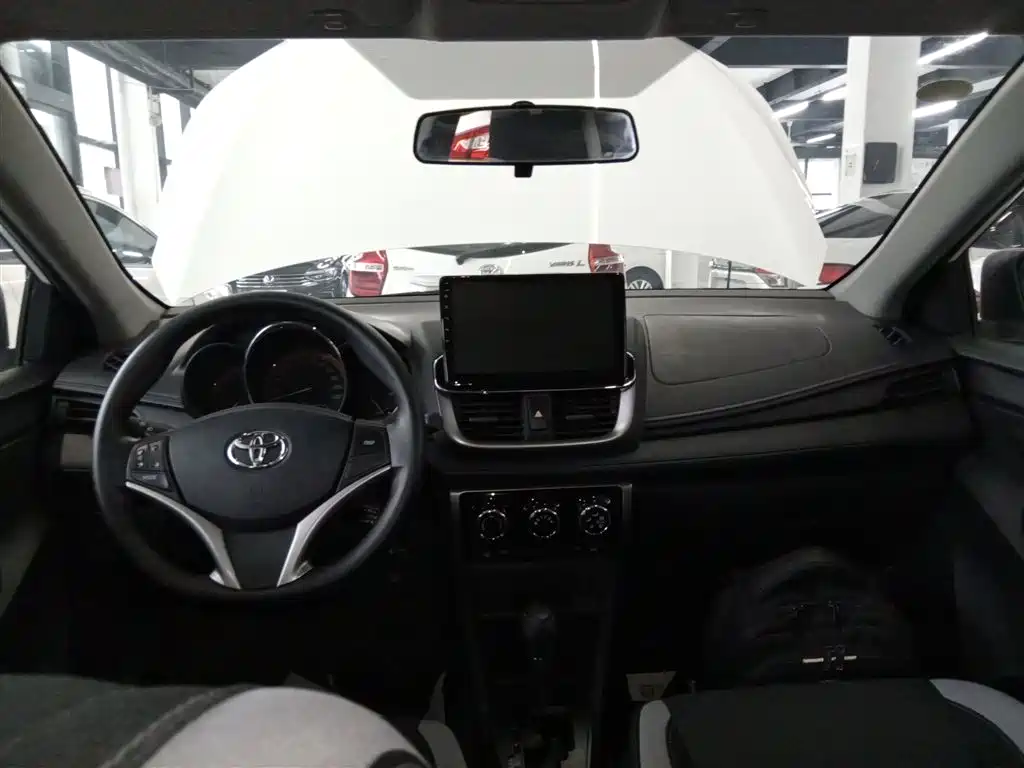 YARiS L Zhixuan 2022 model Zhixuan X 1.5L CVT leading PLUS version купить на сайте DeffCars