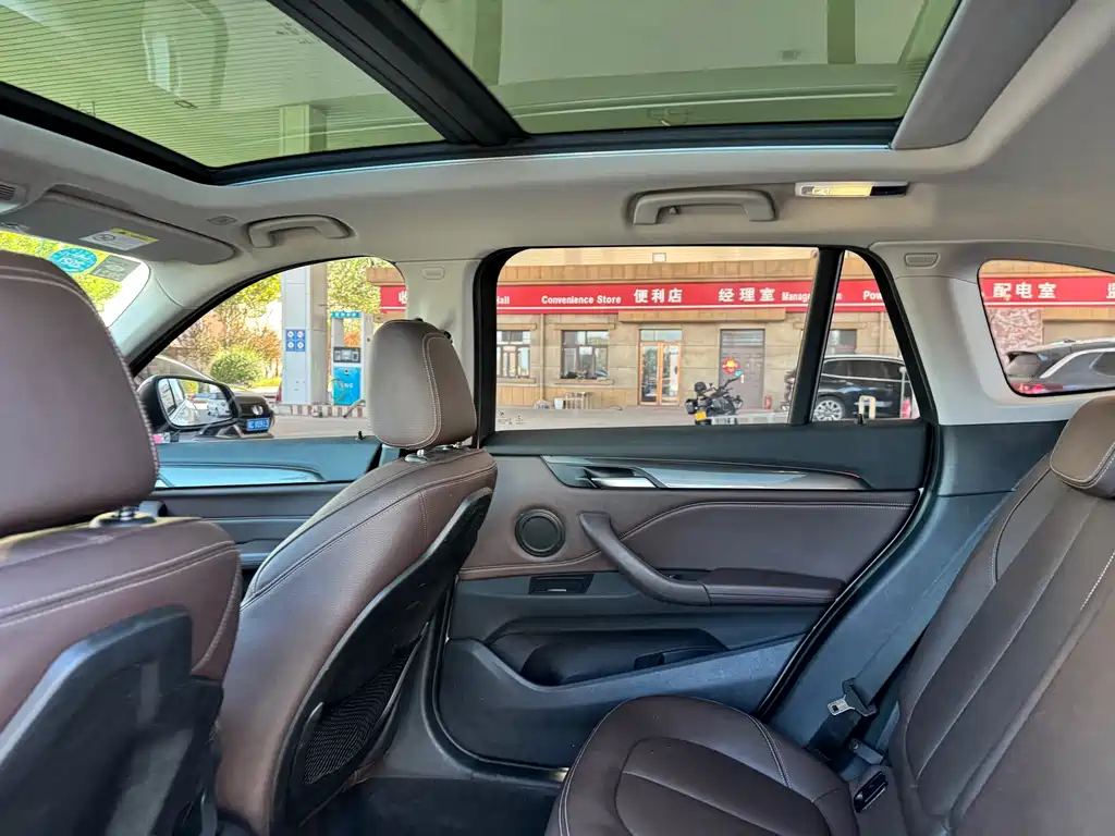 BMW X1 2019 sDrive18Li Exclusive Model купить на сайте DeffCars
