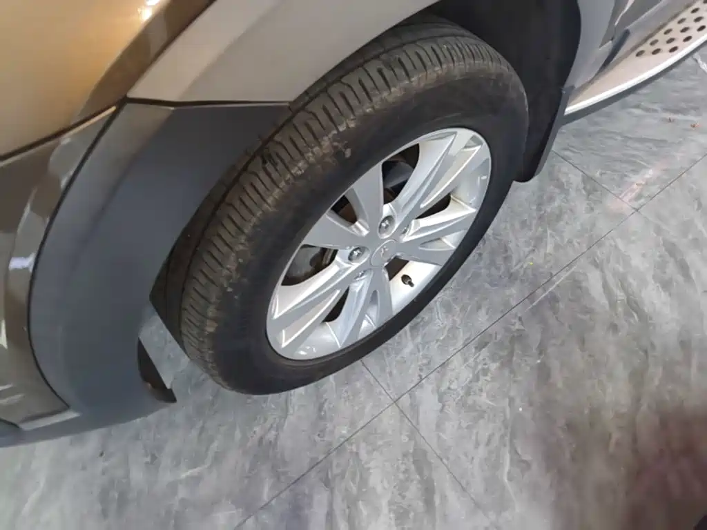 Captiva 2015 2.4L four-wheel drive flagship version 7 seats купить на сайте DeffCars