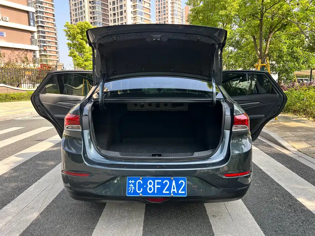 Yinglang 2021 model model 1.5L automatic elite model купить на сайте DeffCars
