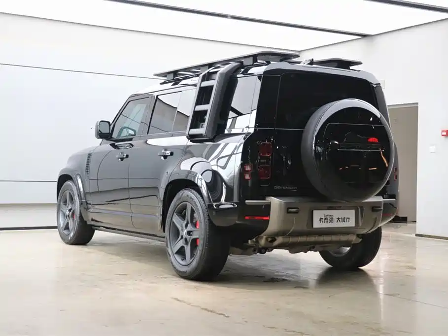 Land Rover Defender 2023 facelift 110 3.0T P400 X-DYNAMIC HSE купить на сайте DeffCars