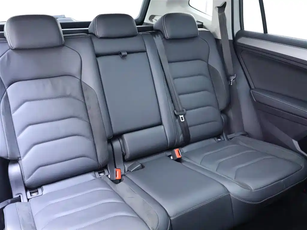 Tiguan L 2020 330TSI automatic two-wheel drive panoramic comfort version National VI купить на сайте DeffCars