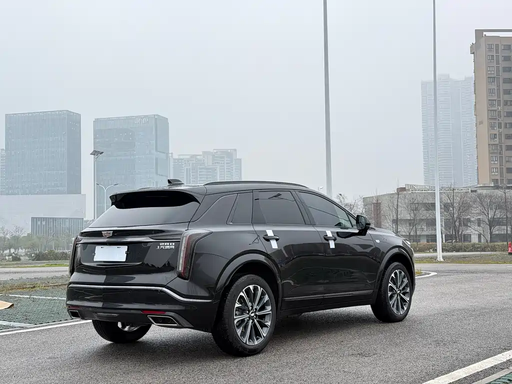 Cadillac XT5 2025 2.0T luxury model купить на сайте DeffCars