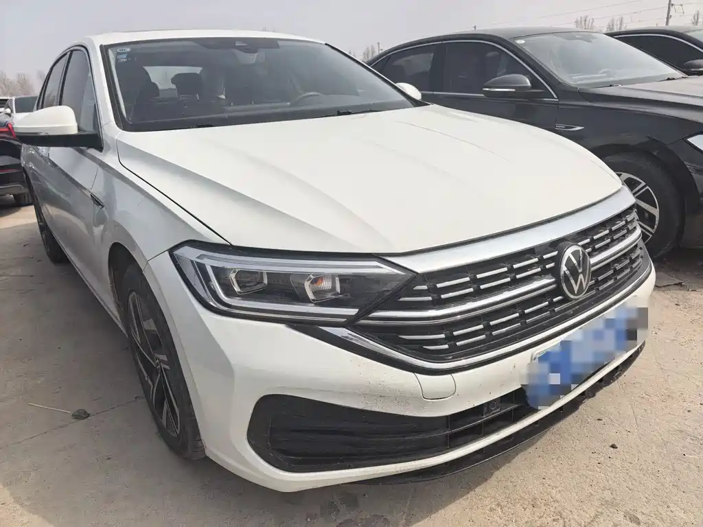 Sagitar 2023 200TSI DSG Flyover Edition купить на сайте DeffCars