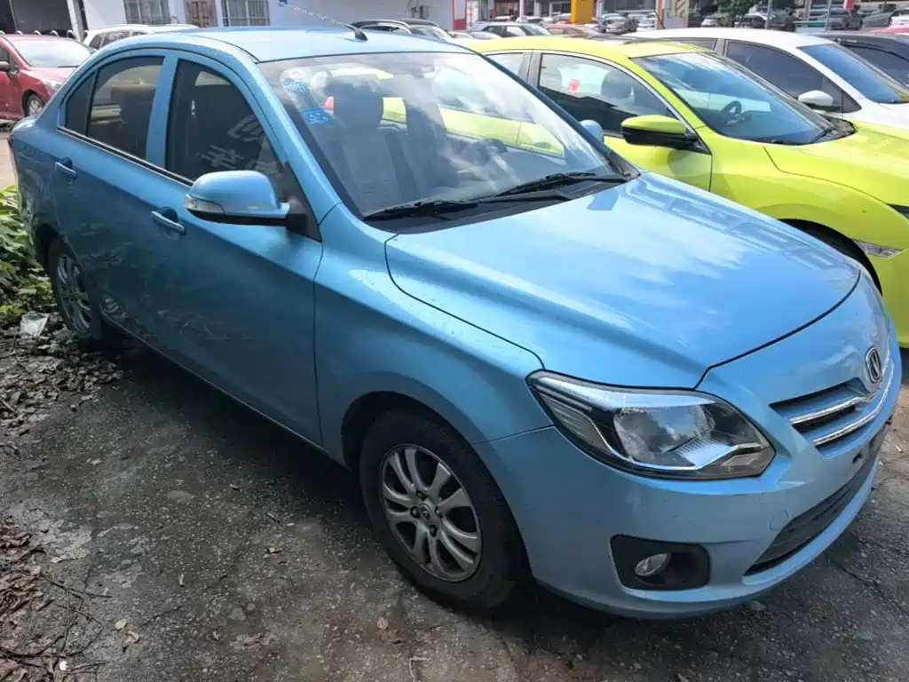 Yuexiang V3 2012 1.3L Manual Comfort Type National IV купить на сайте DeffCars