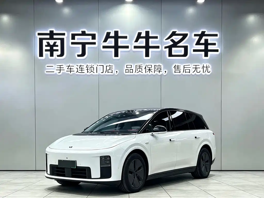 Ideal i8 2025 Standard Edition купить на сайте DeffCars