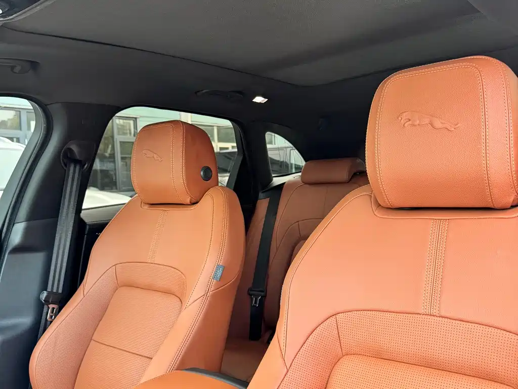 Jaguar F-PACE 2024 P250 R-Dynamic SE купить на сайте DeffCars