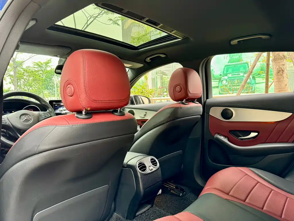 Mercedes-Benz GLC Coupe 2019 GLC 200 4MATIC Coupe SUV купить на сайте DeffCars