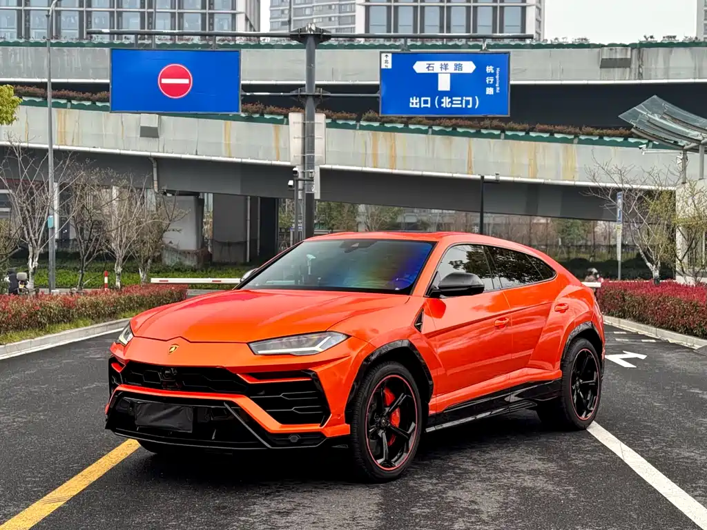 Urus 2018 4.0T V8 купить на сайте DeffCars