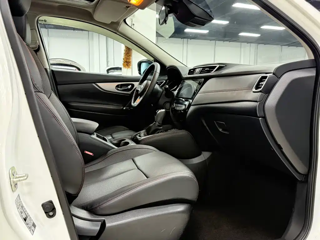 Qashqai 2022 2.0L CVT XV Prem Deluxe Edition купить на сайте DeffCars