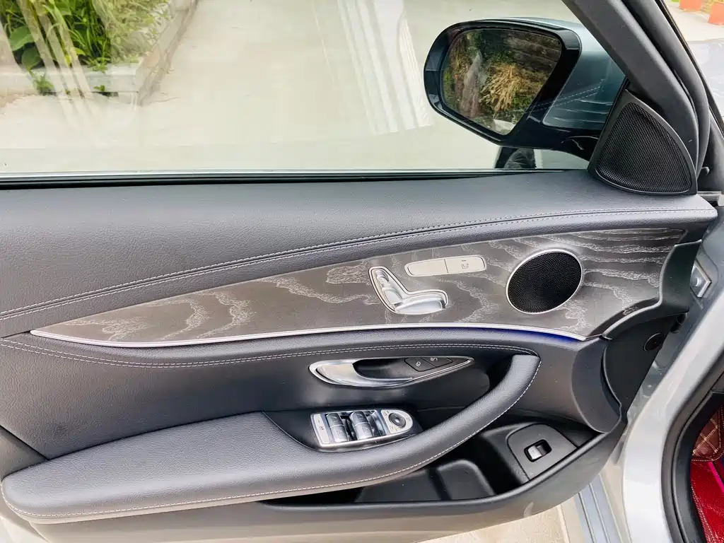 Mercedes-Benz E-Class 2022 E 260 L Sports купить на сайте DeffCars