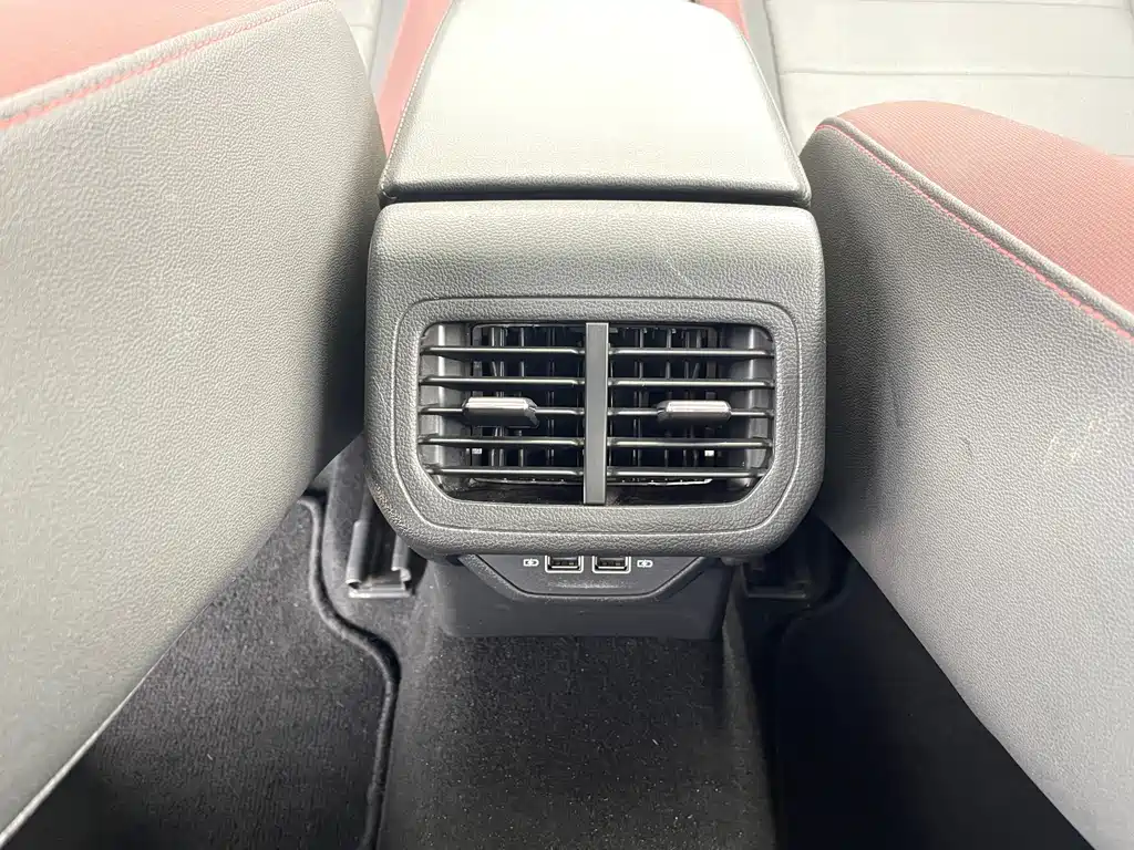 Bora 2020 1.5L automatic elite model купить на сайте DeffCars