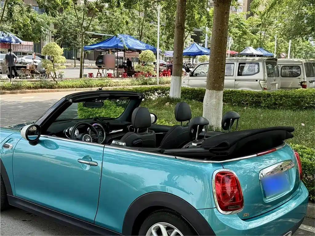 MINI 2019 1.5T COOPER CABRIO Classic купить на сайте DeffCars