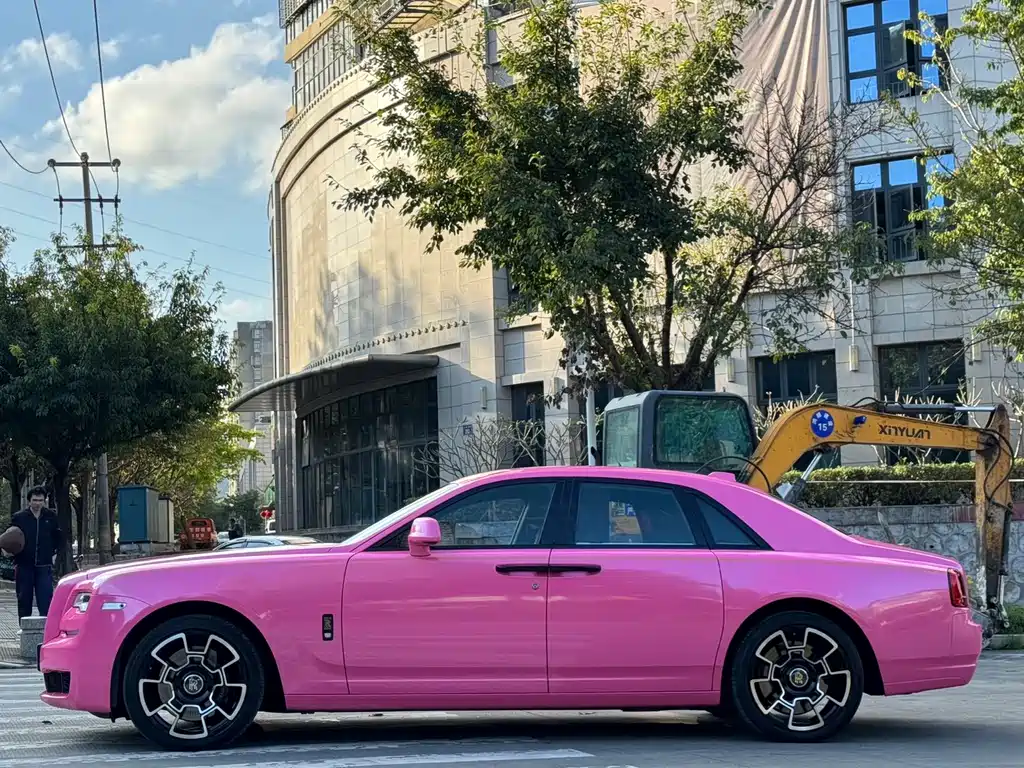 Ghost 2018 6.6T standard wheelbase version купить на сайте DeffCars