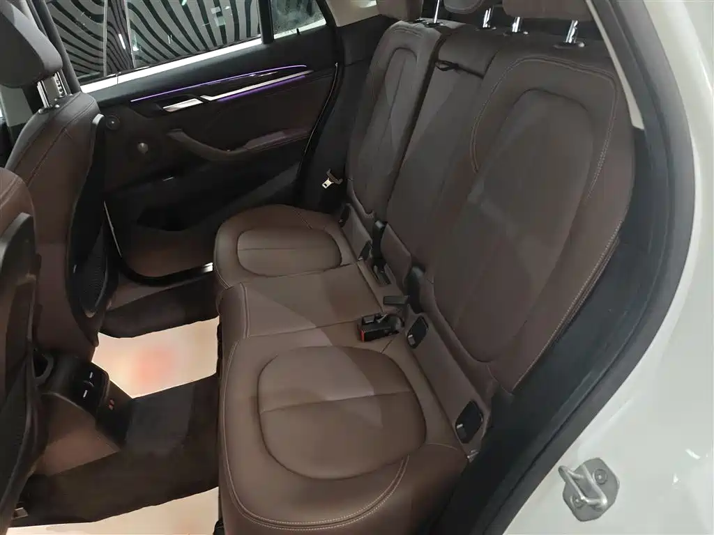 BMW X1 2022 facelift xDrive25Li exclusive model купить на сайте DeffCars