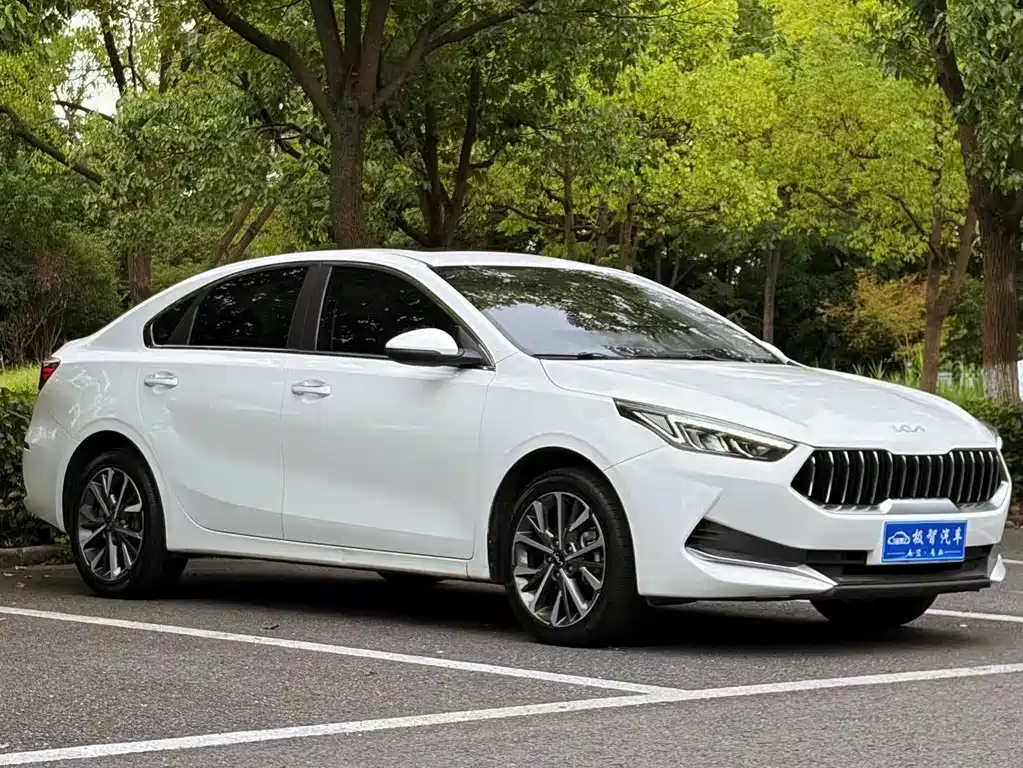 Kia K3 2021 1.5L CVT Fashion Edition купить на сайте DeffCars