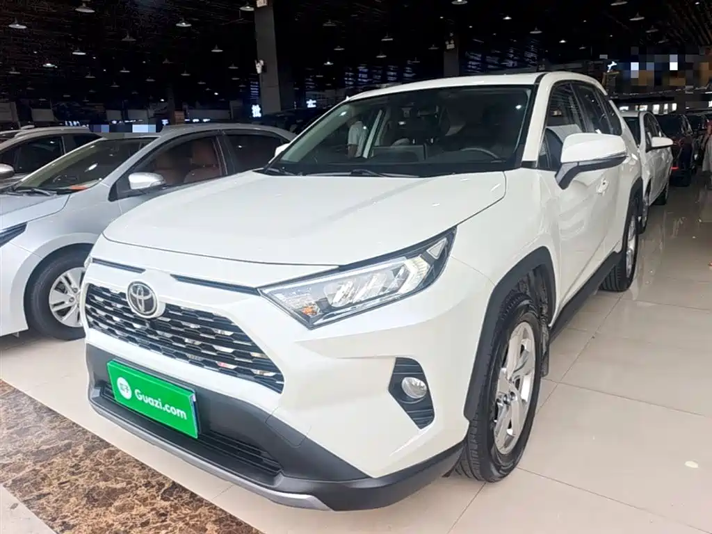 RAV4 Rongfang 2020 2.0L CVT two-wheel drive fashion PLUS version купить на сайте DeffCars