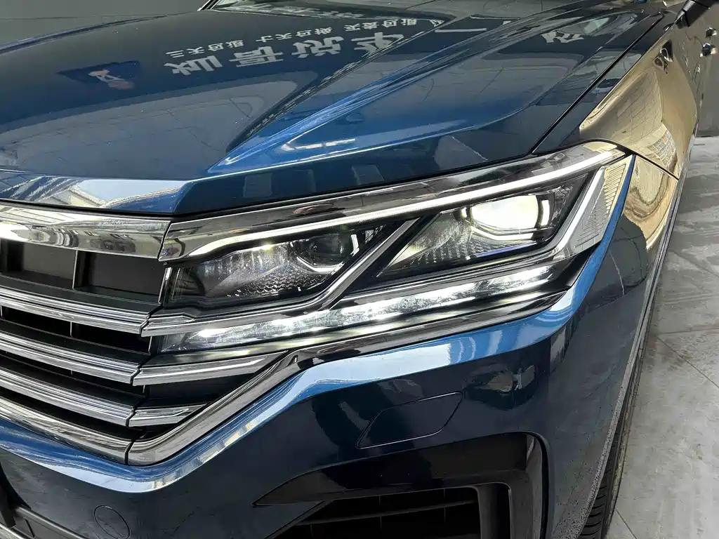 Touareg 2021 3.0TSI Ruixiang Edition Classic Sports Package купить на сайте DeffCars