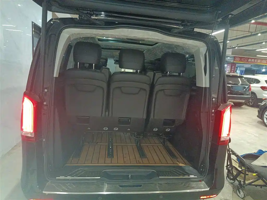 Mercedes-Benz V-Class 2020 V 260 Pilot Edition купить на сайте DeffCars