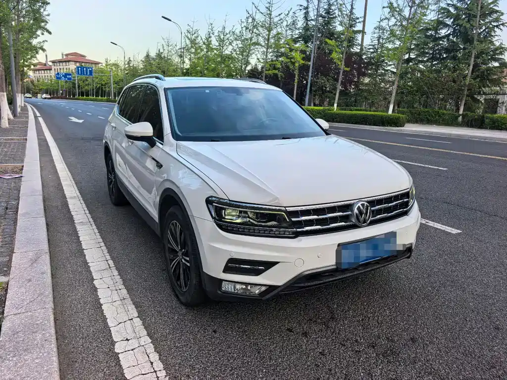 Tiguan L 2018 380TSI automatic four-wheel drive luxury version купить на сайте DeffCars