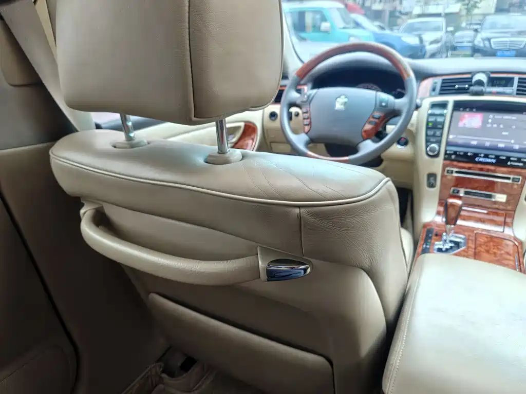 Crown 2007 3.0L Royal Saloon Navigation купить на сайте DeffCars