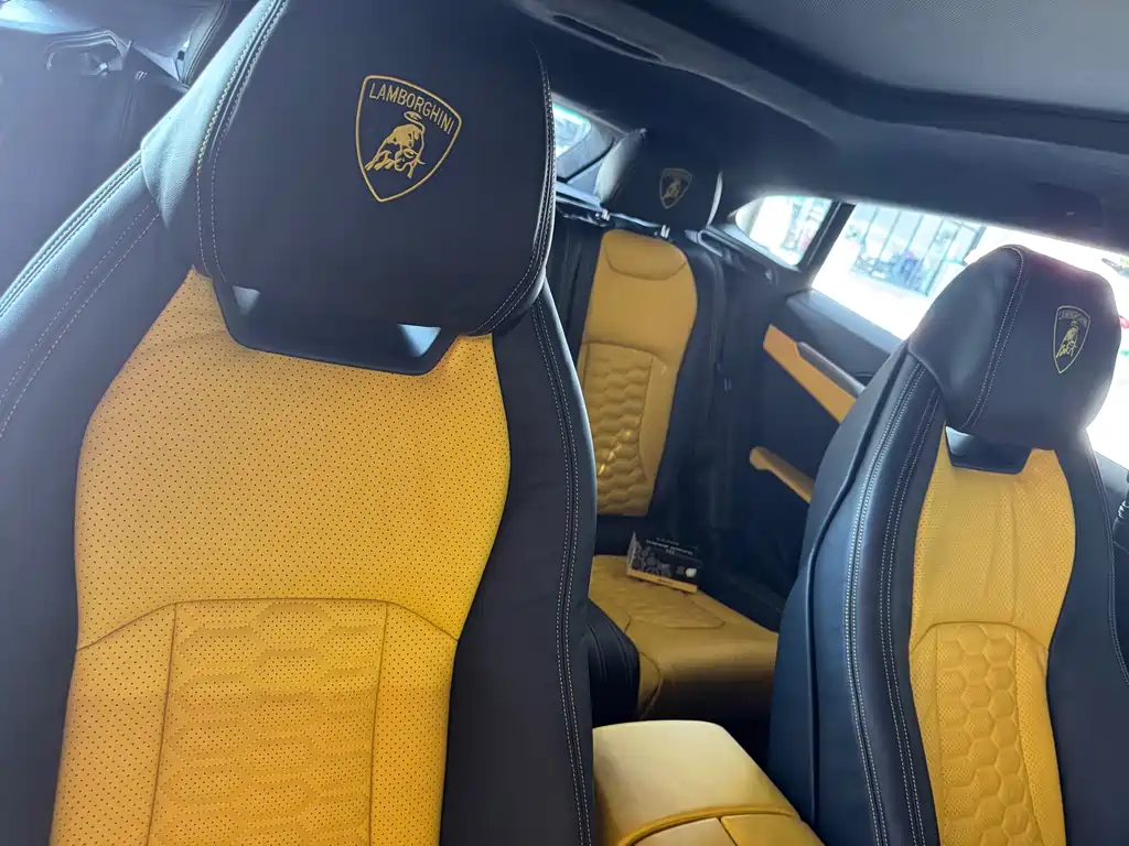 Urus 2018 4.0T V8 купить на сайте DeffCars