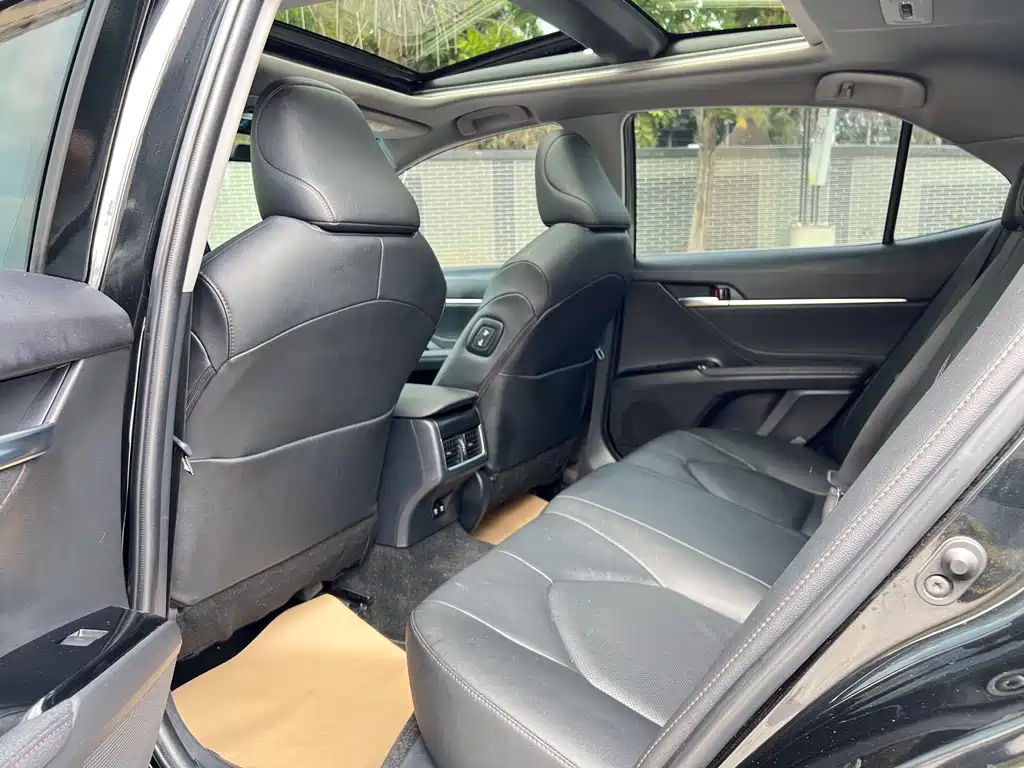 Camry 2021 2.5G Deluxe Edition купить на сайте DeffCars