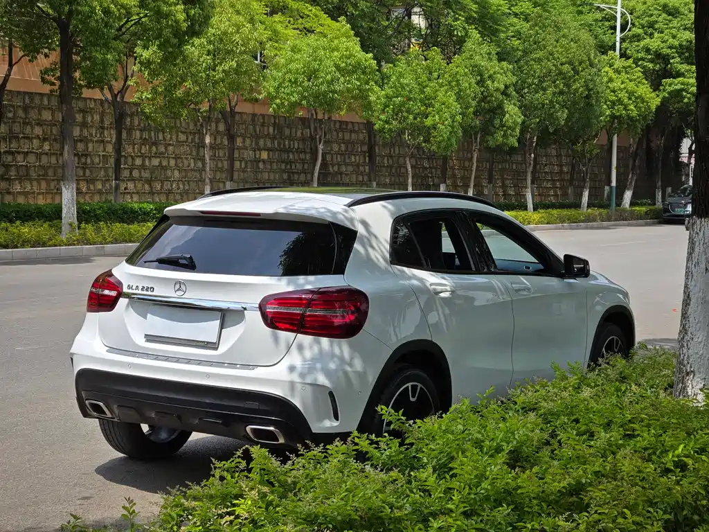Mercedes-Benz GLA 2018 GLA 220 4MATIC sports model купить на сайте DeffCars