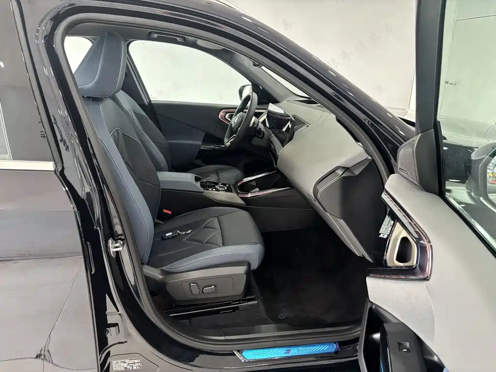 BMW X3 2025 xDrive30L Exclusive M Sports Package купить на сайте DeffCars