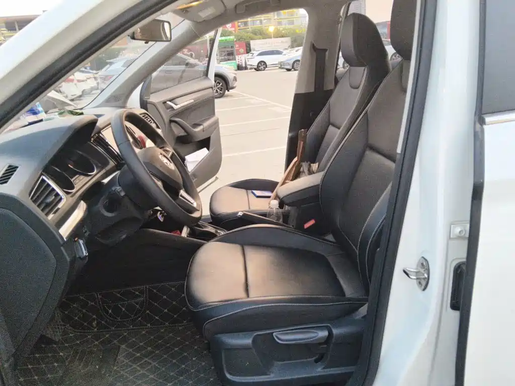 Komic 2023 facelift 1.5L automatic comfort version купить на сайте DeffCars