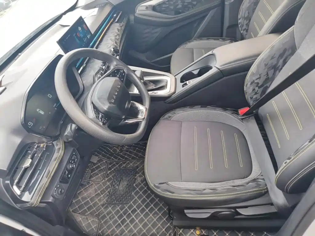 Baojun RS-3 2020 1.5L CVT 24hr Online Elite купить на сайте DeffCars
