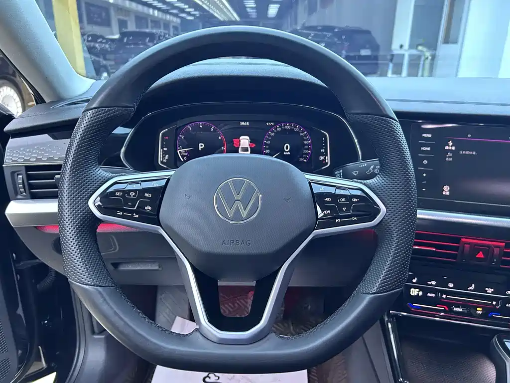 Passat 2023 facelift 330TSI Elite Edition купить на сайте DeffCars