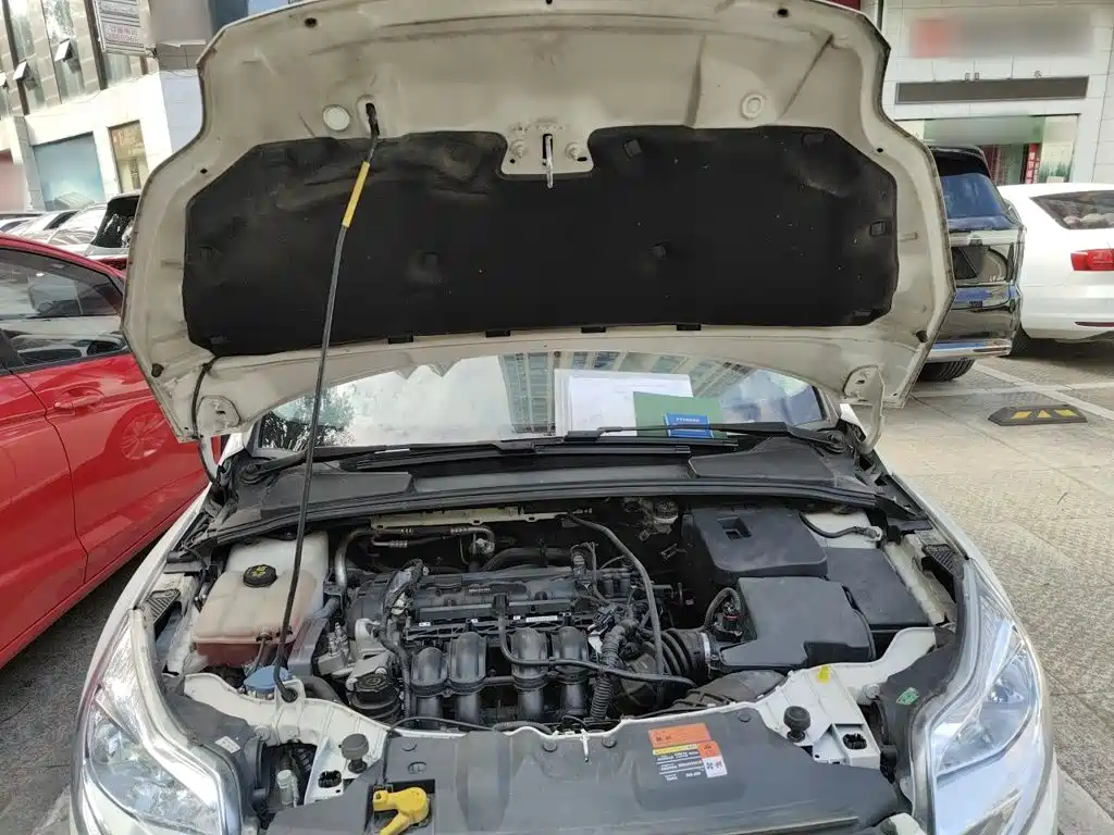 Focus 2015 hatchback 1.6L automatic comfort type купить на сайте DeffCars