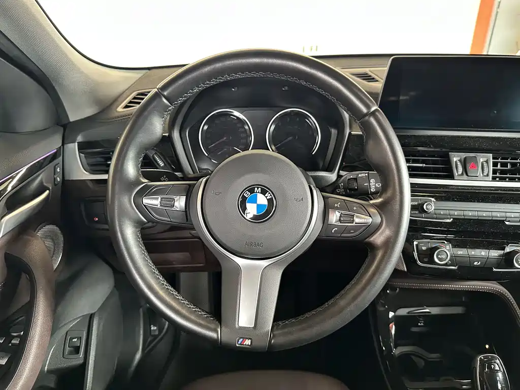 BMW X2 2021 sDrive25i Leading M Off-Road Package купить на сайте DeffCars