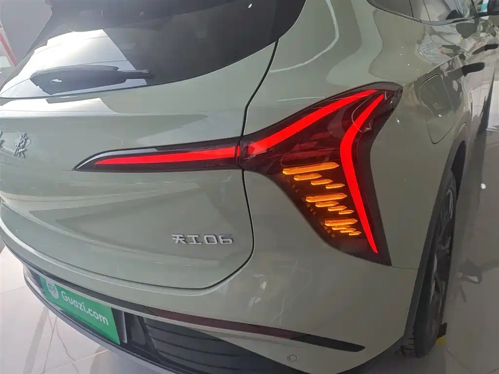 Hongqi Tiangong 06 2025 520 Smart Select Edition купить на сайте DeffCars