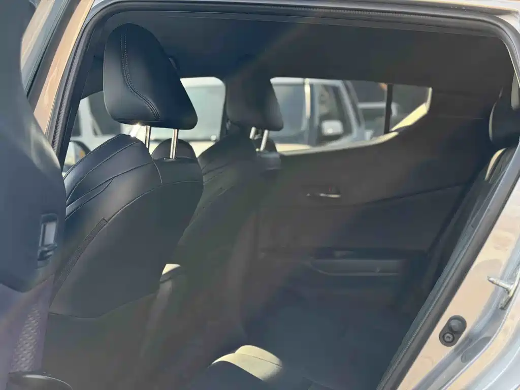 Yize IZOA 2018 2.0L Yichi Edition National VI купить на сайте DeffCars