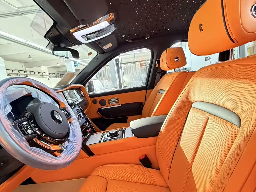 Cullinan 2024 Black Badge купить на сайте DeffCars