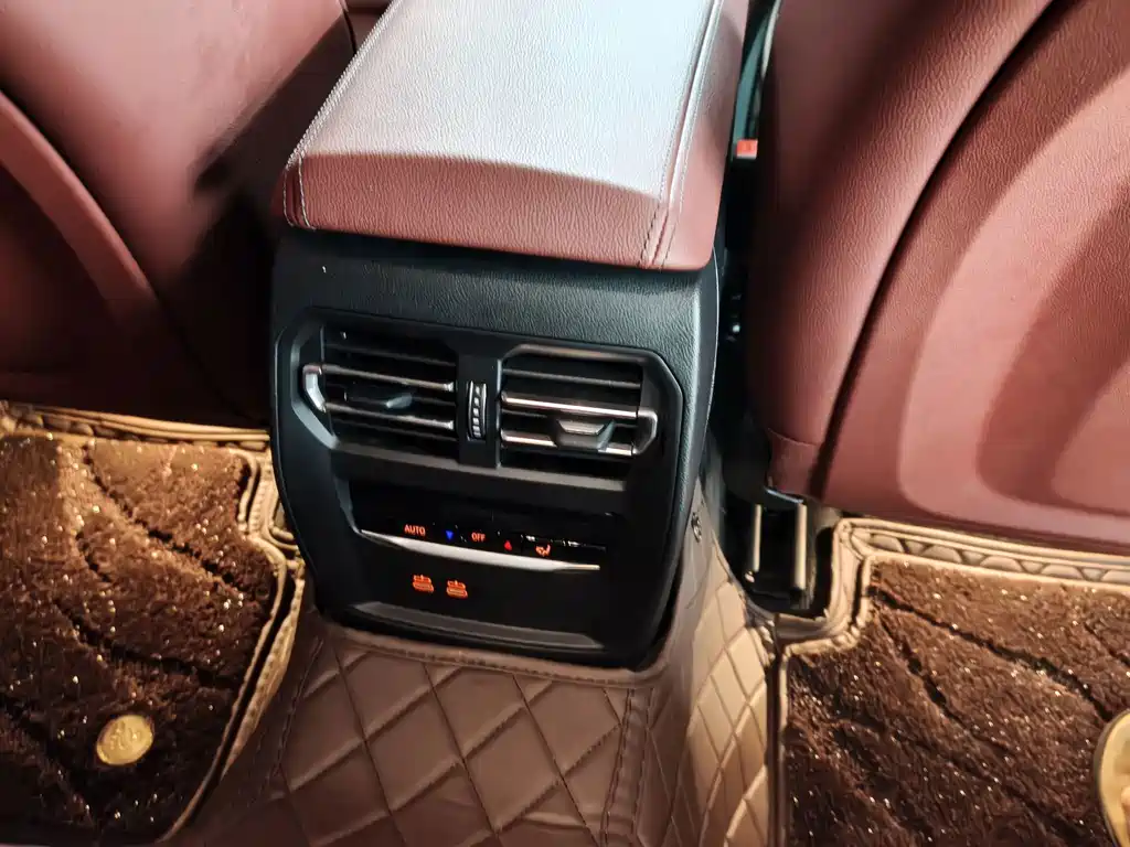 BMW 3 Series 2023 330i M Sports Night Package купить на сайте DeffCars